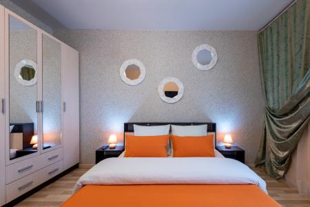 Пять Звёзд на Алексеева