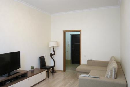 Однокомнатная квартира на Мира 212