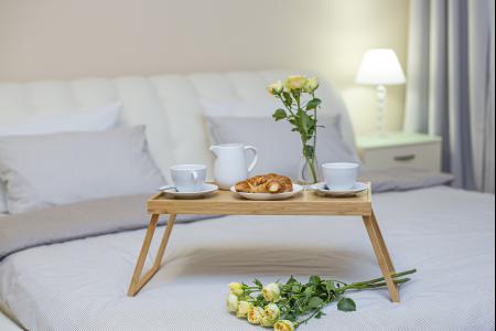 4BR Apartment Next to St Isaak Cathedral