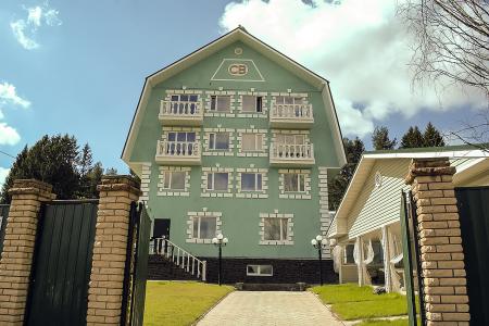 4-х этажный коттедж до 50 человек от собственника.