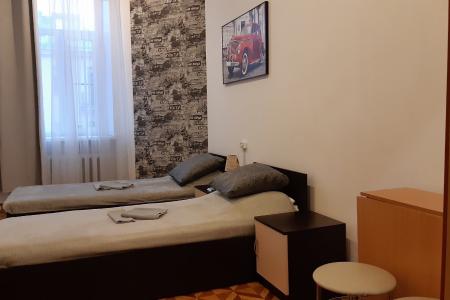 2х-комнатная квартира на сутки!!! ЦЕНТР!!!