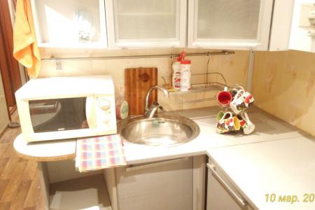 однокомнатная квартира на сутки для спокойного времяпровождениея. В квартире есть все необходимое .