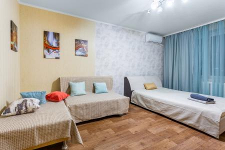 Однокомнатная квартира возле Кристалла