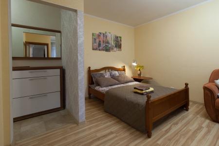 2-х комнатная квартира в центре