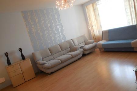 Предлагаем Вам 2-ком. квартиру на СУТКИ, НЕДЕЛИ, МЕСЯЦ.  ул.Коломейцева,3