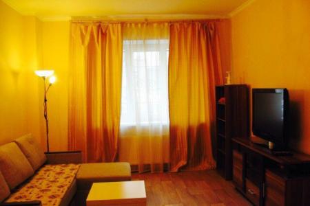 Сдам посуточно,по суткам,на ночь,по часам двухкомнатную квартира.