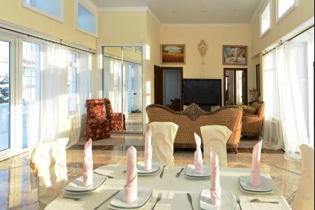 Шикарный коттедж в жилом комплексе "Сибирская Венеция", ул. Тауэр Стрит,27