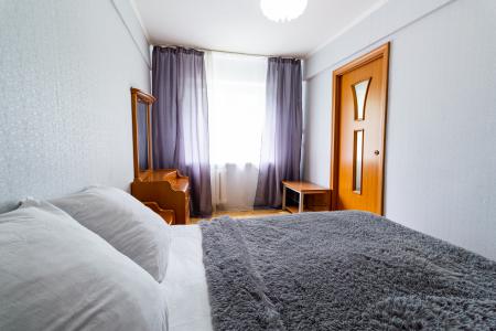 Комфортабельная 2-х комнатная квартира. Предмостная площадь