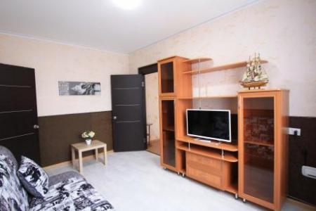 2ая квартира на ст м Лесная