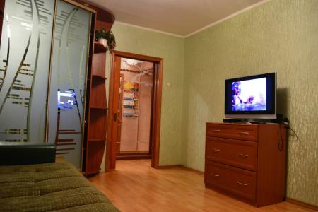 Двухкомнатная квартира с новым ремонтом (сентябрь 2015) в тихом центре Калуги