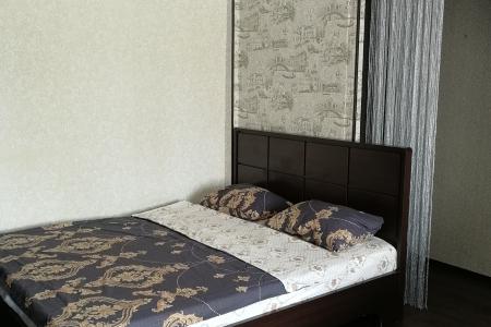 1ком кв возле ТЦ Грин парк, центр города