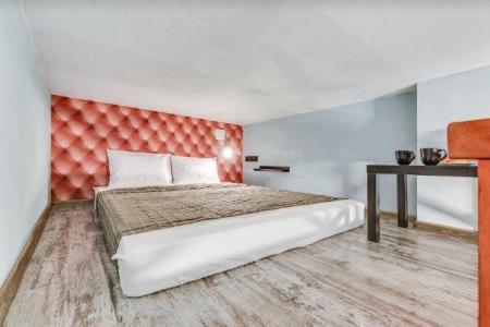 Возможно размещение до 4 гостей. Невский пр-т, метро и московский вокзал от 5 до 10 мин пешком