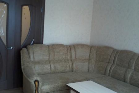 Двухкомнатная квартира в центре.