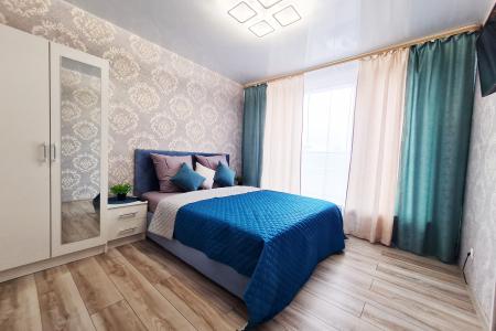 Современная квартира для большой компании