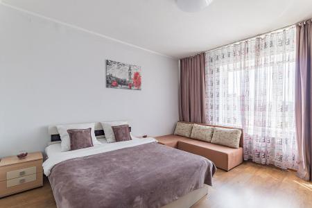 БОЛЬШАЯ И КОМФОРТНАЯ КВАРТИРА С ДВУМЯ СПАЛЬНЯМИ