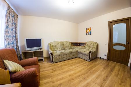 Уютная двушка рядом с СК Сухарева