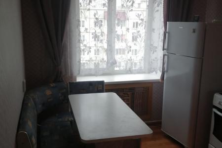 1 комн квартира в 5 минутах ходьбы от центральной площади напротив первого магазина