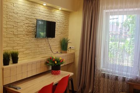 Квартира-коттедж рядом цветник,курортная зона