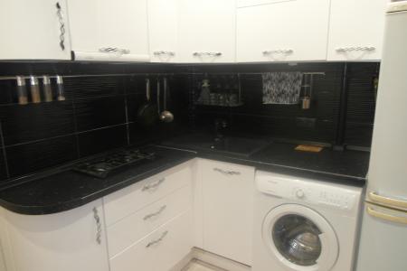 Сдается посуточно 2к. квартира. Евро ремонт. Удобное расположение, развитая инфраструктура, рядом ос