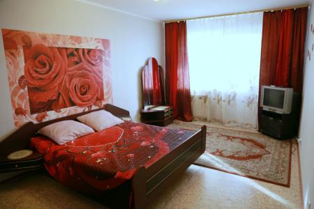 Сдаю по часам и суткам квартиру на Норд-Весте.