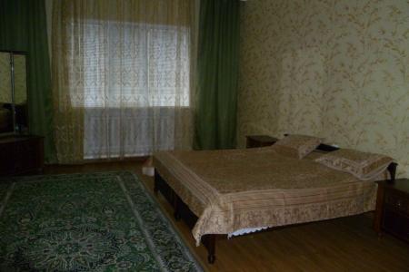 Ессентуки, район питьевого бювета,  сдается 2-комнатная квартира , ул. Ленина 14 . Квартира располож