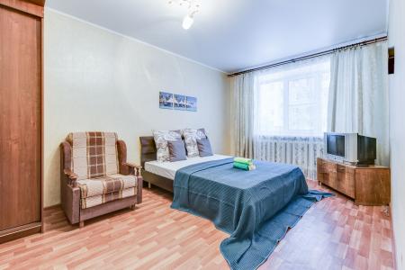 Квартира на сутки часы на Московской площади