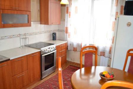 Сдам посуточно, по суткам, на ночь, по часам трехкомнатную квартира. Ленина, 14