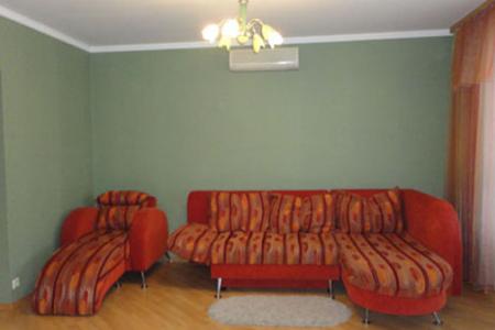 Уютная двухкомнатная квартира  в центре класса полулюкс