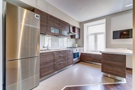 3-к квартира, 145 м², 3/6 эт.