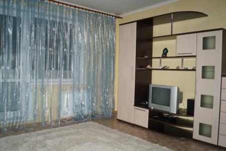 2-х комнатная в центре посуточно