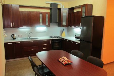 Двухкомнатная квартира возле моря