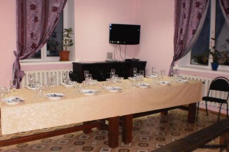 Сдаю посуточно большой коттедж за маленькие деньги