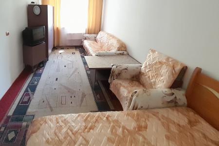 Однокомнатная посуточно - Эконом