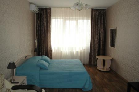 1-комнатная квартира в центре от собственника(часы,сутки)