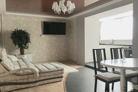 Апартаменты в центре по ул. Пушкина, 45 (ж/д вокзал) по час. по сут.