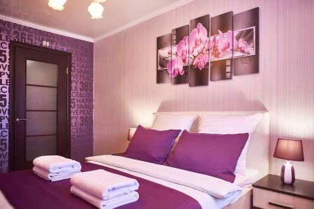 Просторная комфортабельная трёхкомнатная квартира в новым евроремонтом в центре