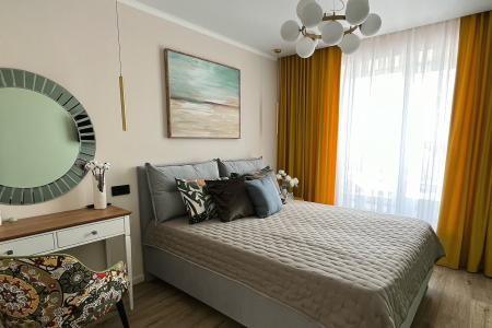 Двухкомнатная квартира с дизайнерским ремонтом