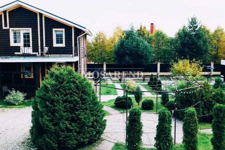 Коттедж на 20 человек