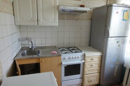 1 комнатная квартира недалеко ж-д и авто вокзала