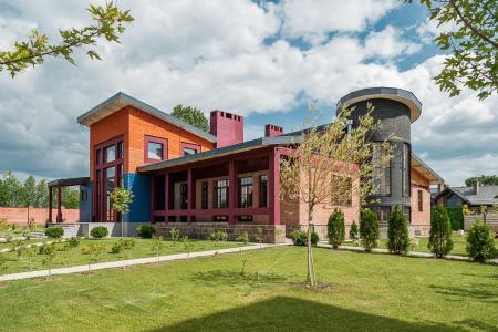 Уникальный Лофт с банкетным залом и ночным клубом!