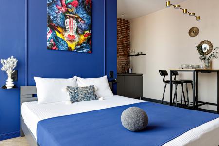 Студия с Pocкoшным Панорамным Видом нa Гоpод нa выcoте 20 этажa!