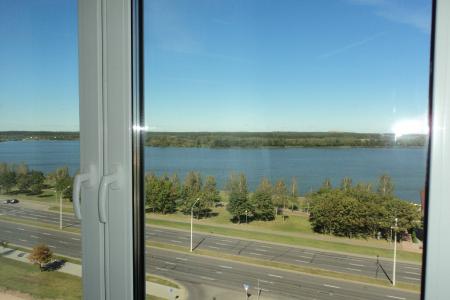 Двухкомнатная квартира возле Минск-Арены