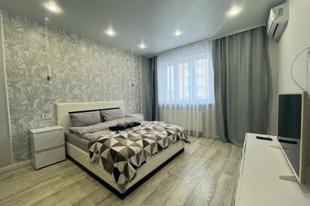 Уютная квартира возле стадиона и аквапарка Ривьера