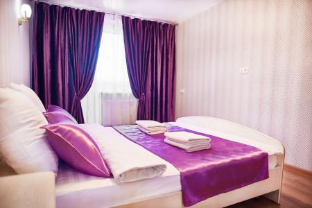 Новая стильная квартира в элитном доме в центре, с видом на реку