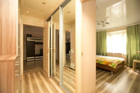 3-комнатная рядом с АКВАПОРКОМ