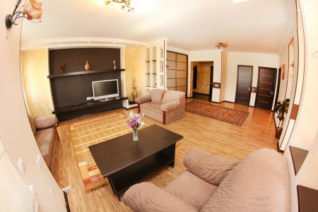 Трехкомнатная ЛЮКС квартира в Алматы