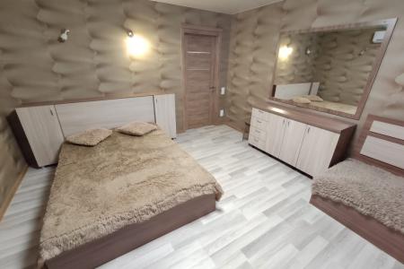 3–комнатная квартира, ул.10 тупик Пугачева, д.8