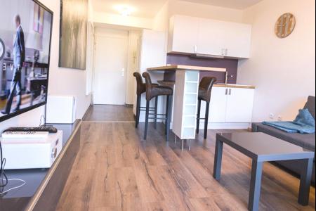 Уютная студия, близко к центру.