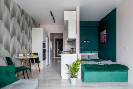 RoomyRoom Emerald - Уютная квартира в новом жилом комплексе рядом с метро Звездная