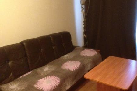 1 комн.кв 5 минут метро Московская